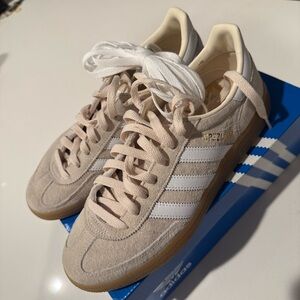 Adidas Spezial Biege